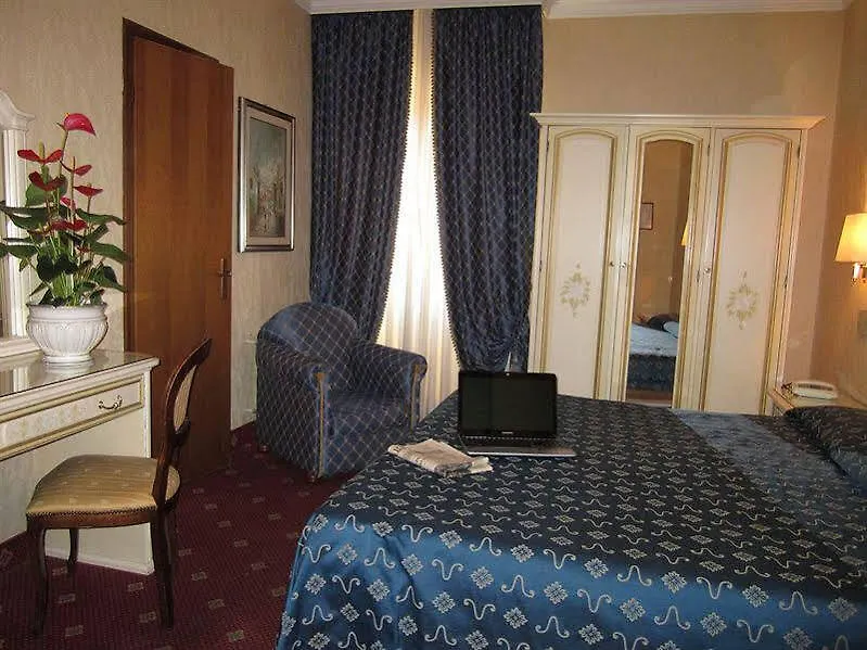 ***  Leonardi Fiamma Hotel Roma Italia